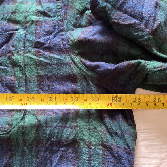 LL Bean Scotch Plaid Flannel Shirt - Picture 4 of 12